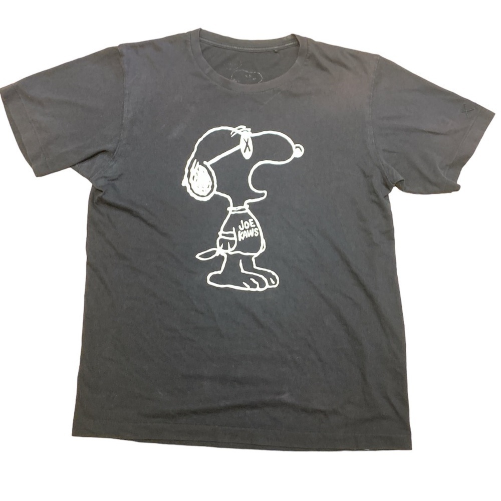 UNIQLO PEANUTS JOE KAWS SNOOPY TEE - Picture 2 of 6